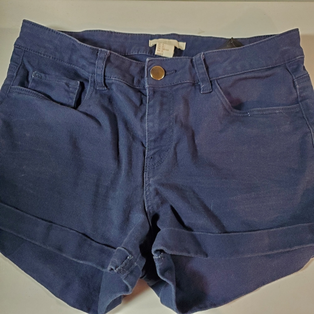 H&M Blue shorts - Picture 2 of 7